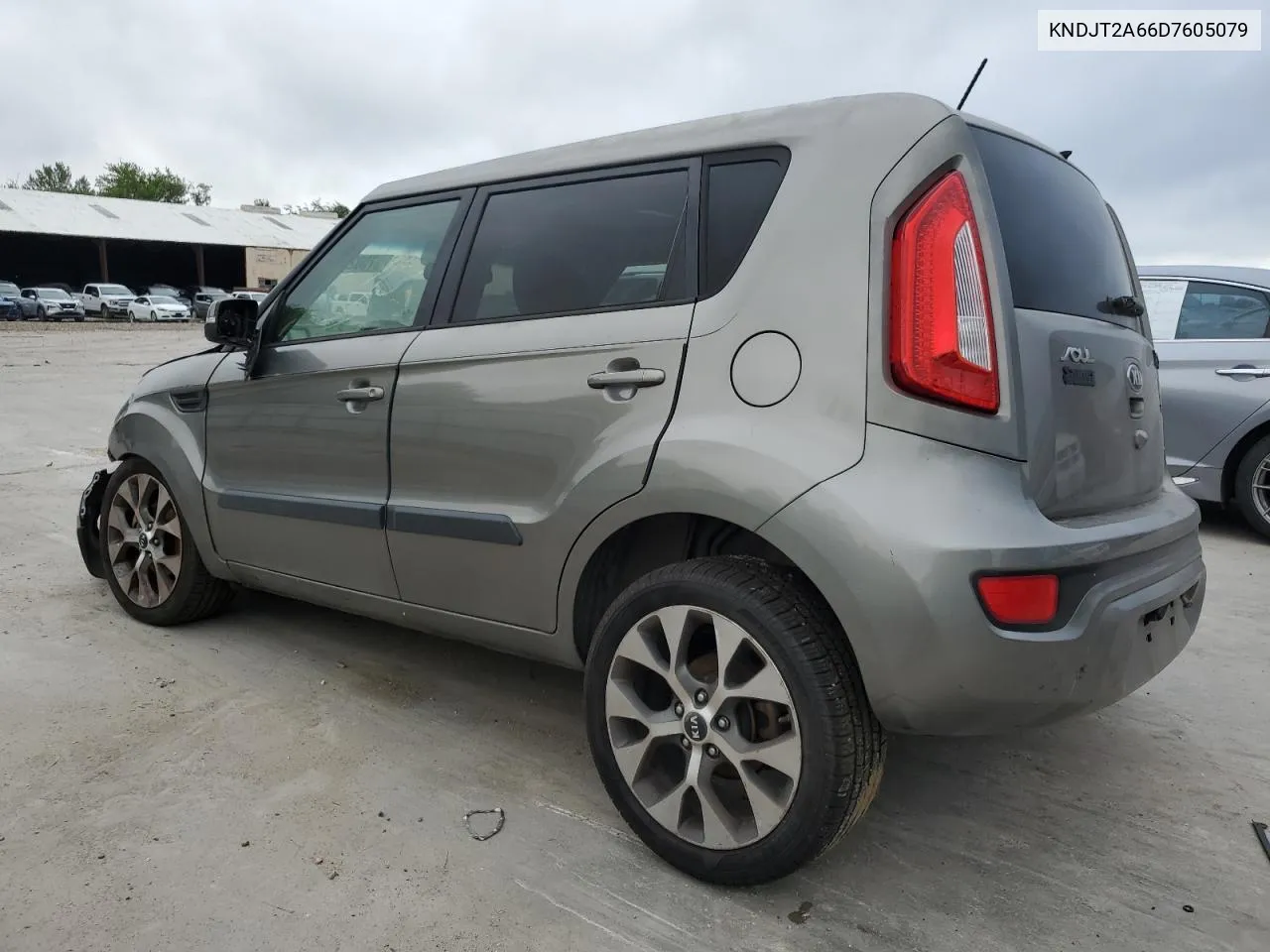 KNDJT2A66D7605079 2013 Kia Soul +