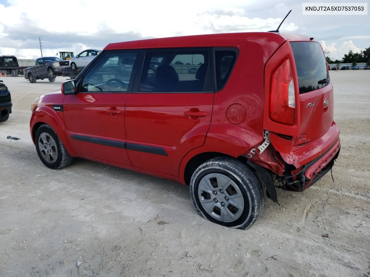 KNDJT2A5XD7537053 2013 Kia Soul