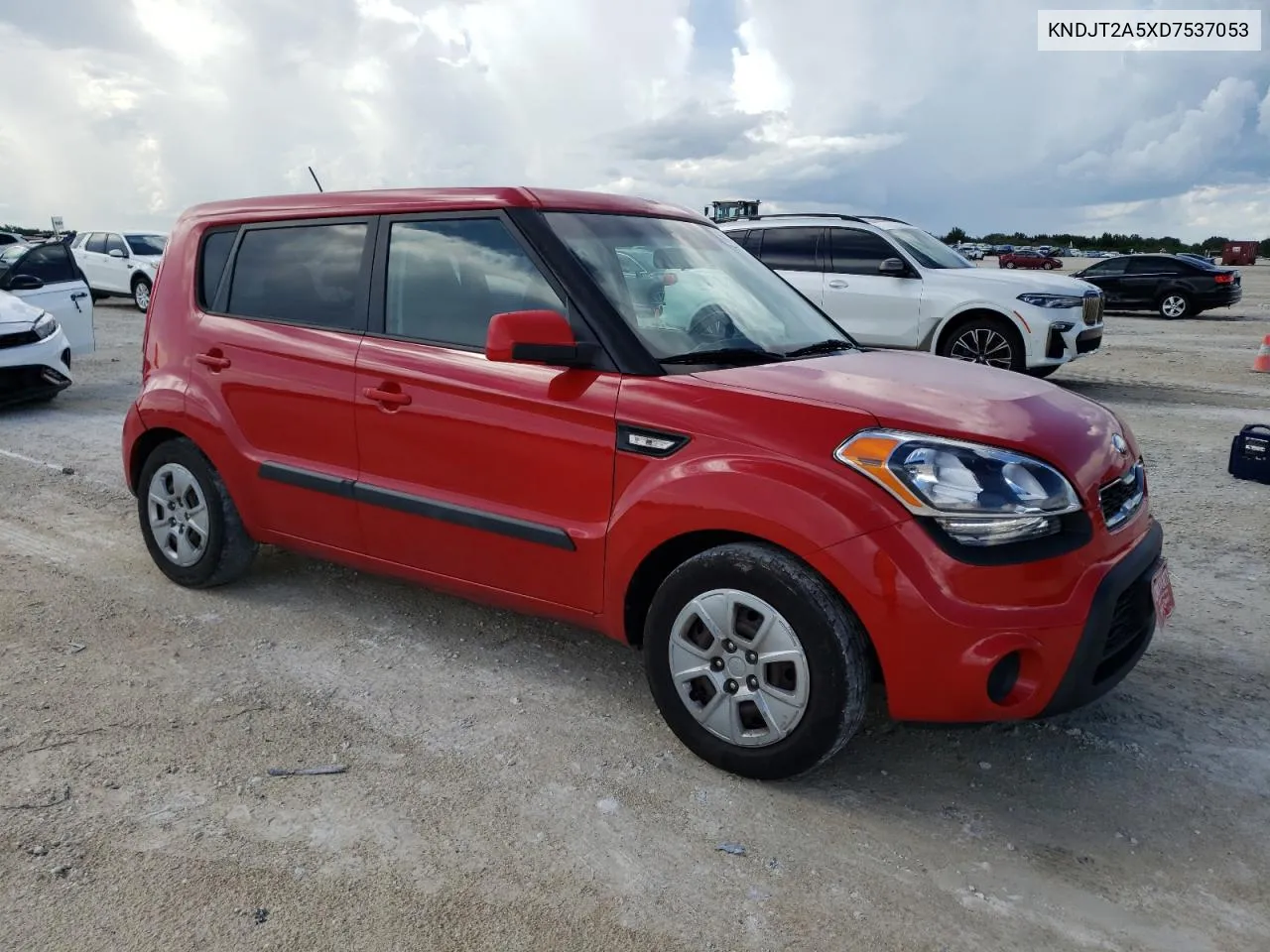 KNDJT2A5XD7537053 2013 Kia Soul