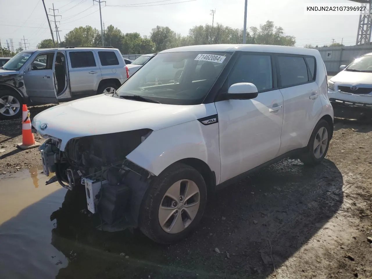 KNDJN2A21G7396927 2016 Kia Soul