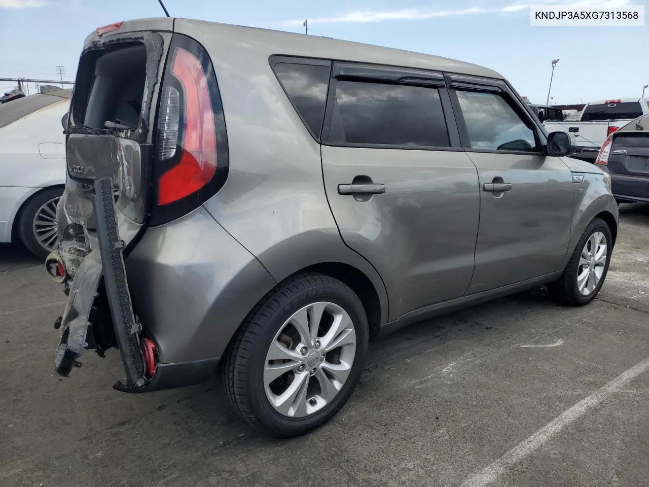 KNDJP3A5XG7313568 2016 Kia Soul +