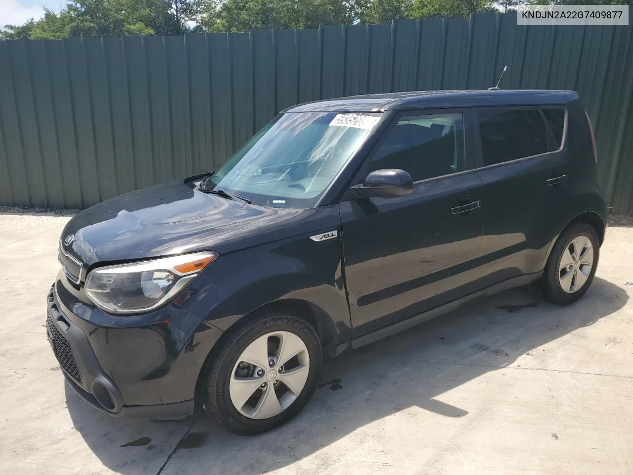 KNDJN2A22G7409877 2016 Kia Soul