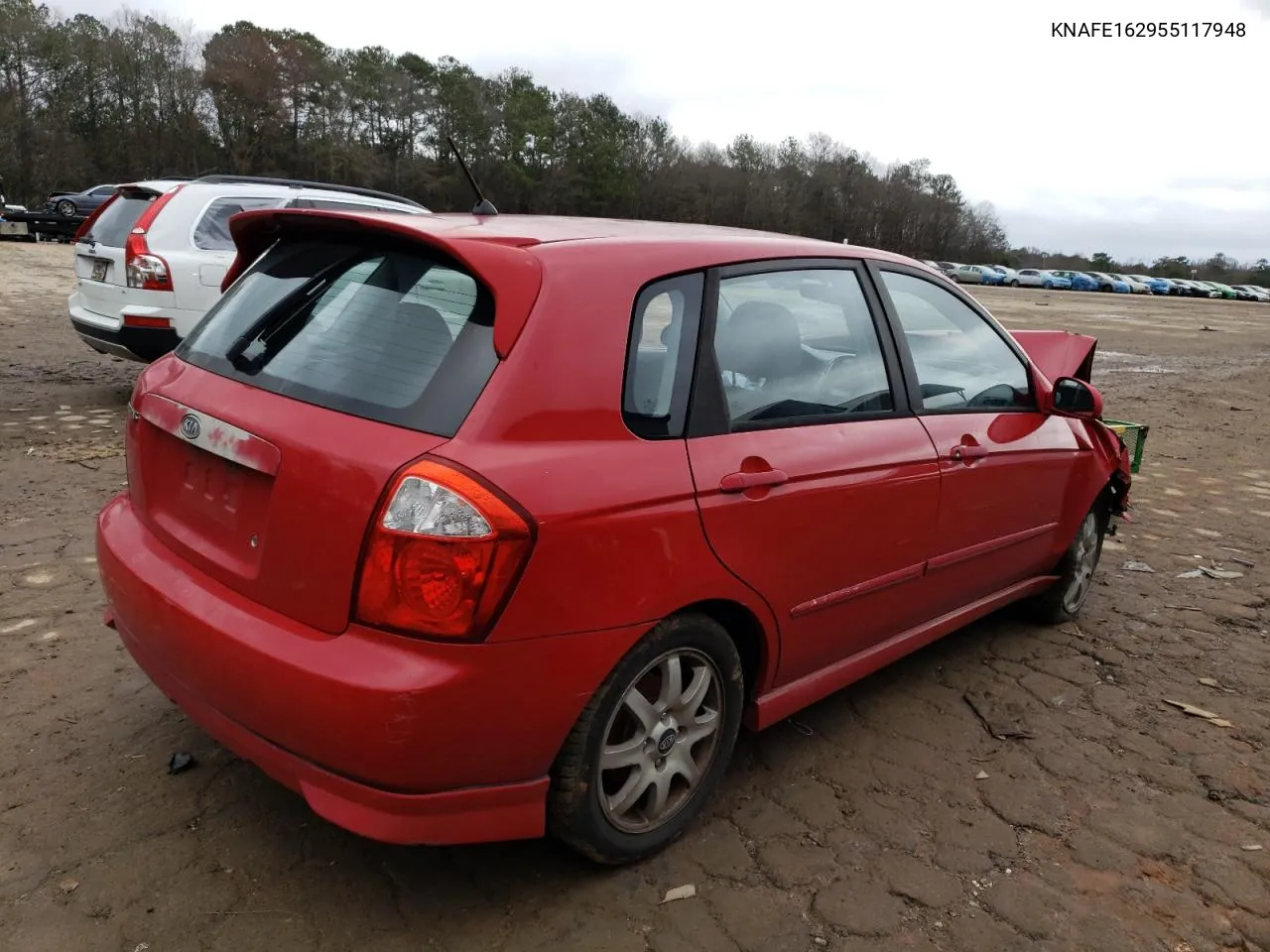 2005 Kia Spectra5 VIN: KNAFE162955117948 Lot: 39079683