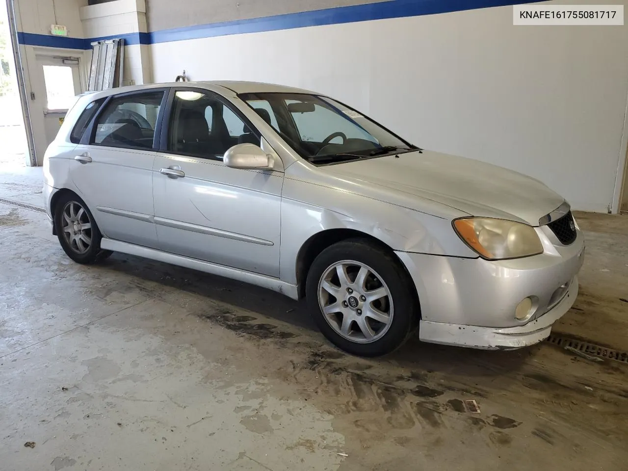 2005 Kia Spectra5 VIN: KNAFE161755081717 Lot: 68604554