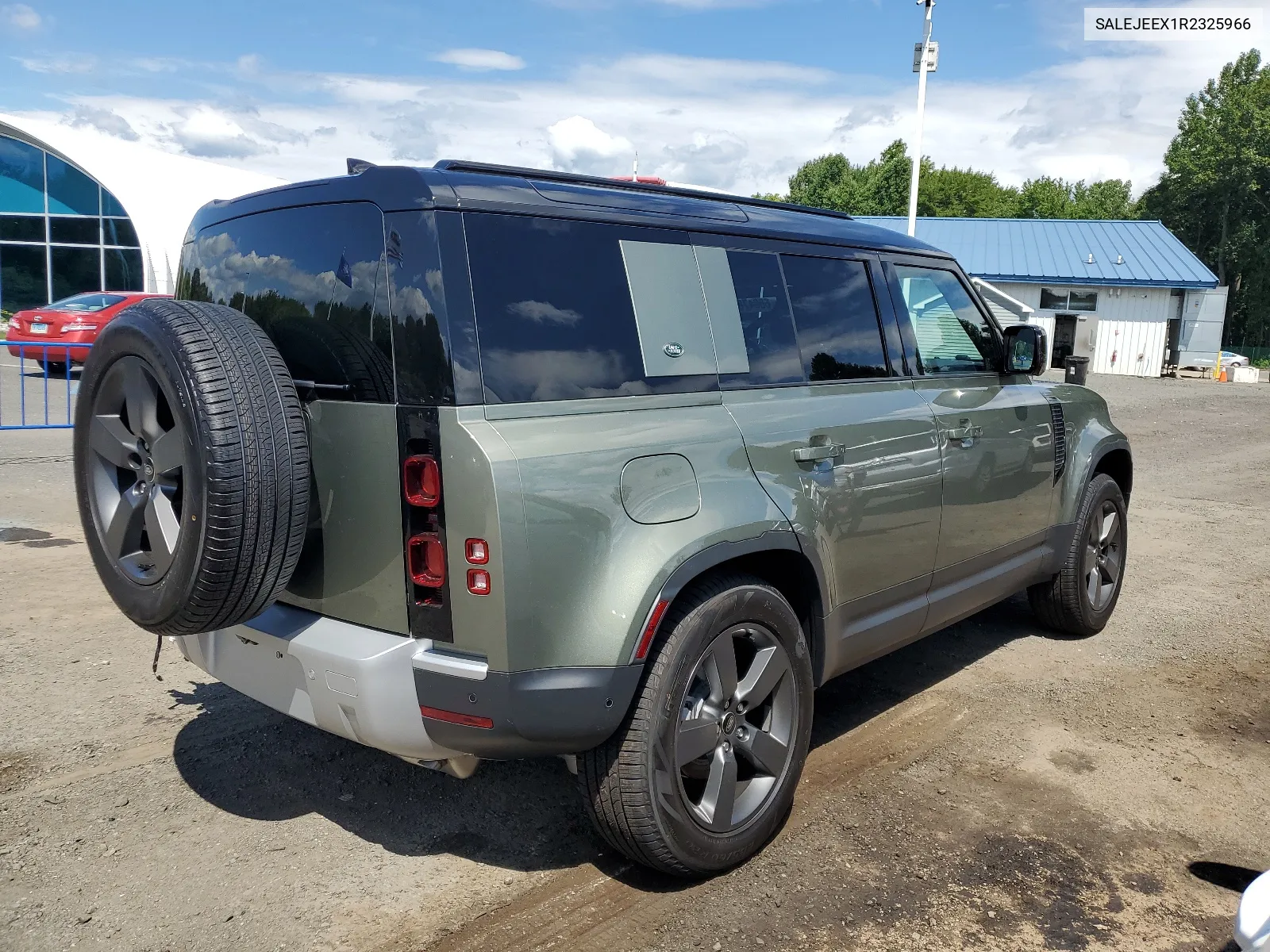 2024 Land Rover Defender 110 S VIN: SALEJEEX1R2325966 Lot: 66947864