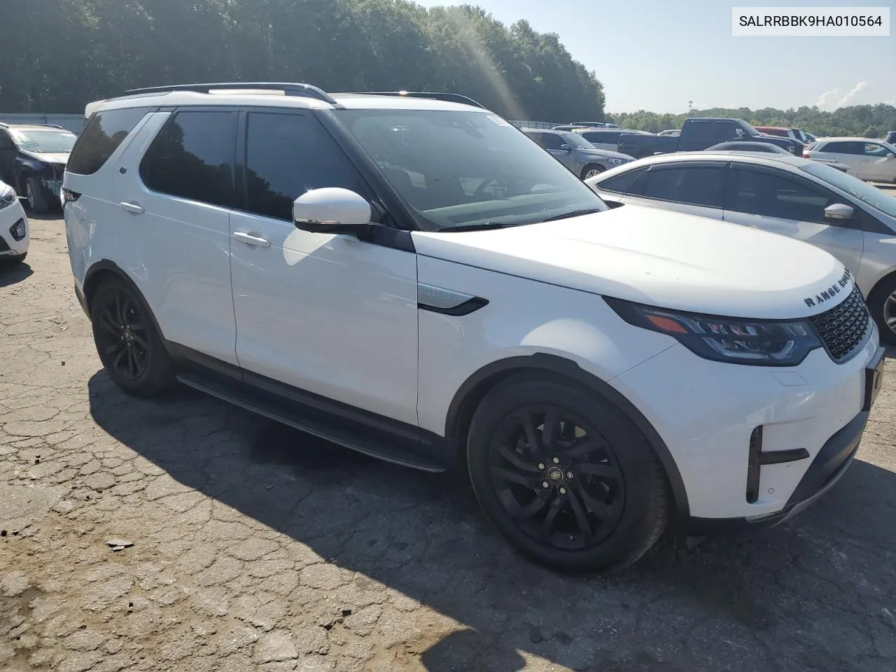 SALRRBBK9HA010564 2017 Land Rover Discovery Hse