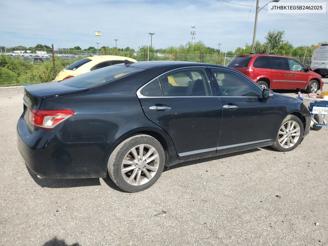 2011 Lexus Es 350 VIN: JTHBK1EG5B2462025 Lot: 61028674