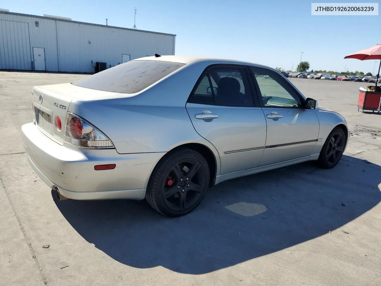 2002 Lexus Is 300 VIN: JTHBD192620063239 Lot: 68385594