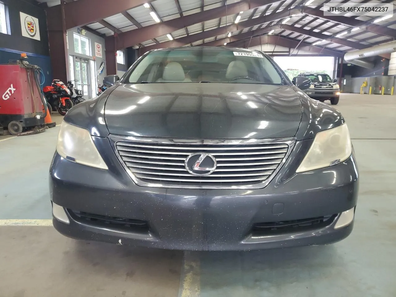 2007 Lexus Ls 460 VIN: JTHBL46FX75042237 Lot: 72195524