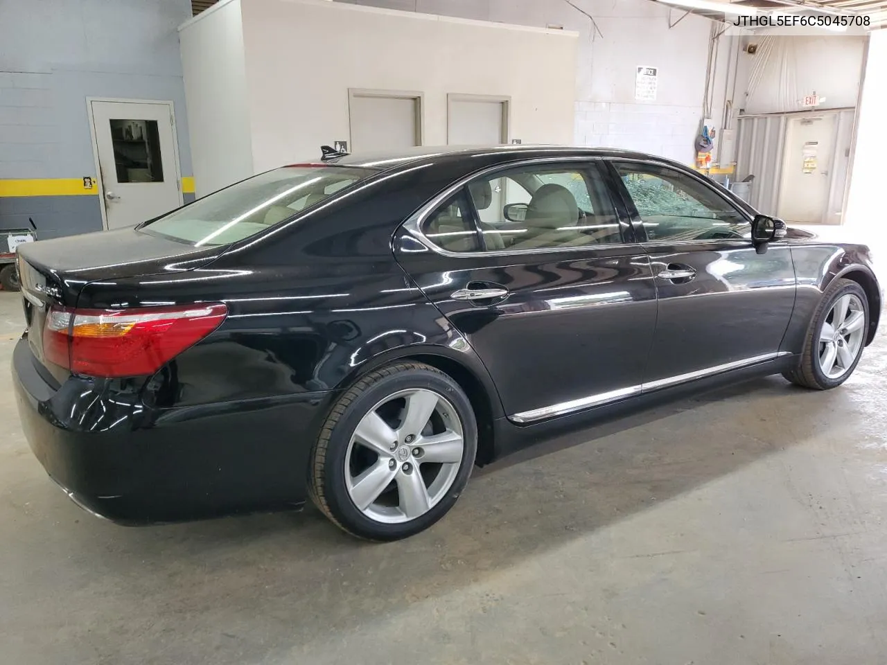 2012 Lexus Ls 460L VIN: JTHGL5EF6C5045708 Lot: 70754694