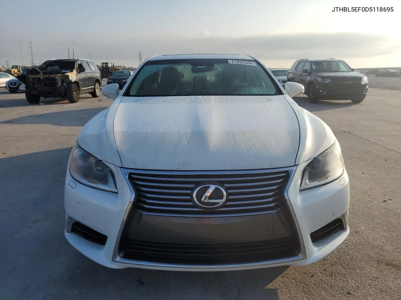 2013 Lexus Ls 460 VIN: JTHBL5EF0D5118695 Lot: 71252544