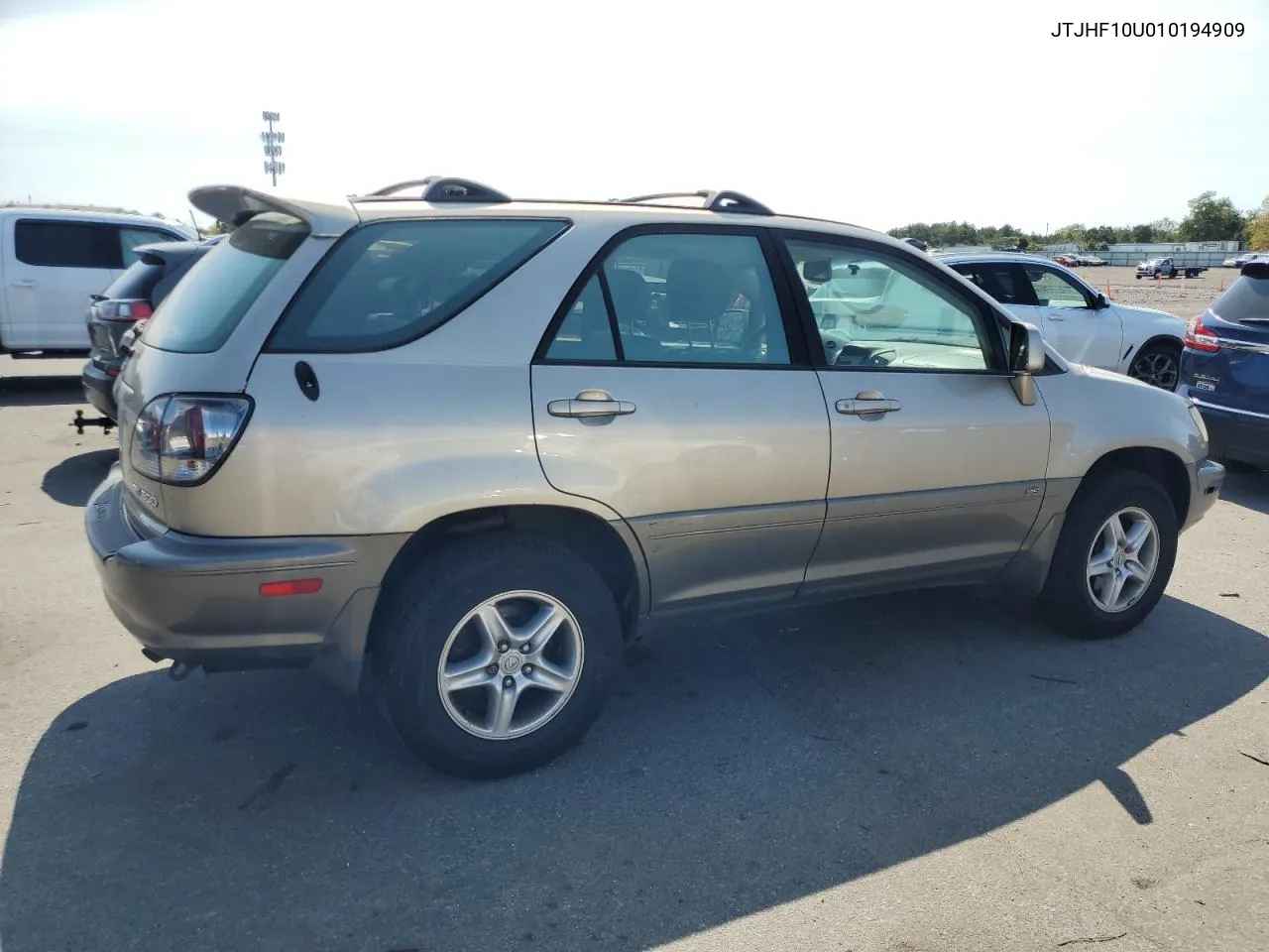 2001 Lexus Rx 300 VIN: JTJHF10U010194909 Lot: 70908034