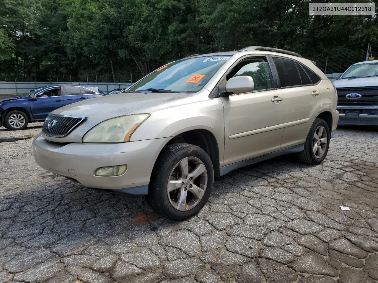 2T2GA31U44C012318 2004 Lexus Rx 330