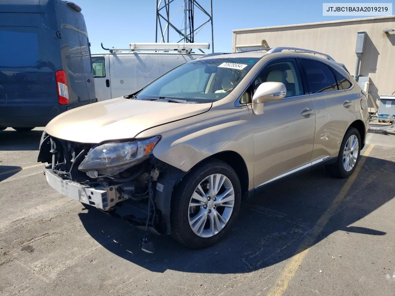 2010 Lexus Rx 450H VIN: JTJBC1BA3A2019219 Lot: 70928554