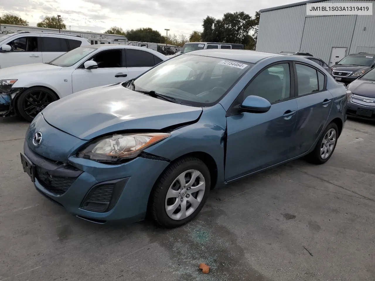 JM1BL1SG3A1319419 2010 Mazda 3 I