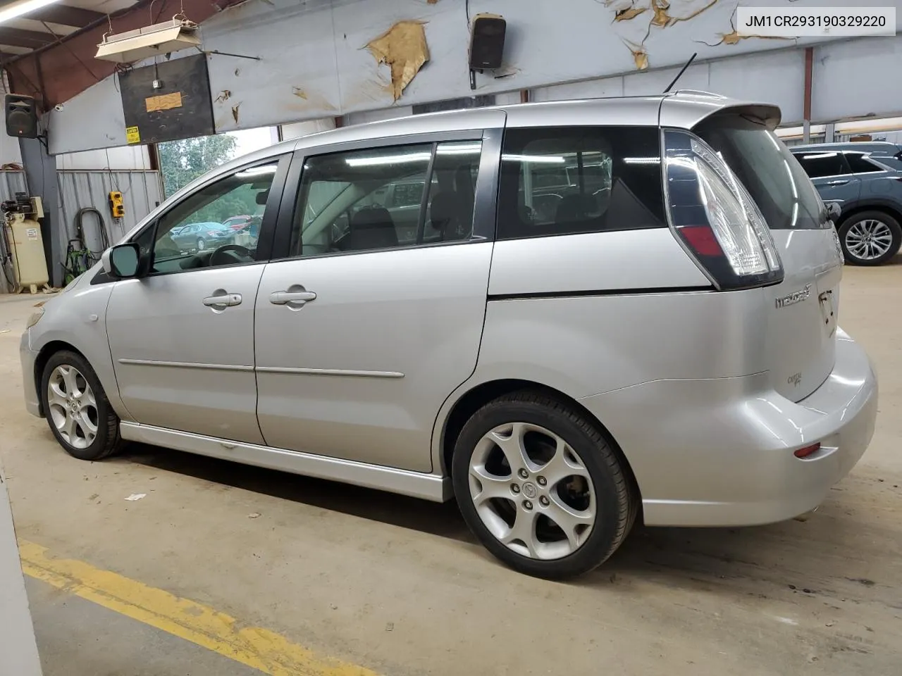 JM1CR293190329220 2009 Mazda 5