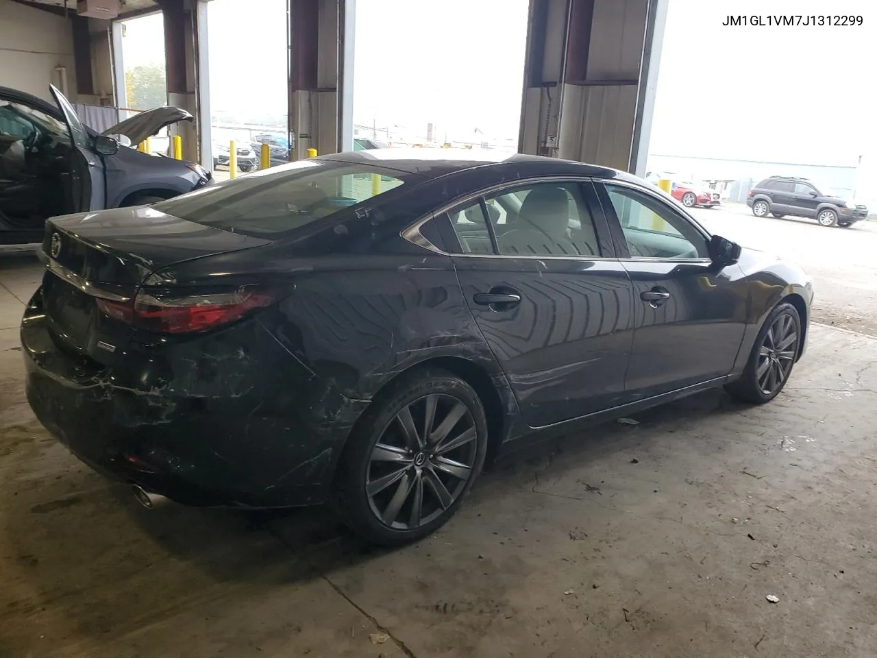 JM1GL1VM7J1312299 2018 Mazda 6 Touring