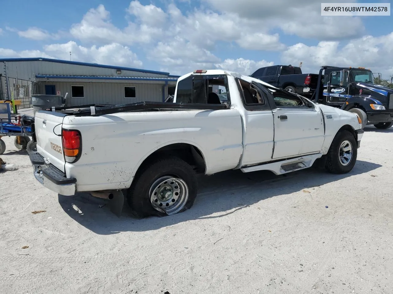 1998 Mazda B3000 Cab Plus VIN: 4F4YR16U8WTM42578 Lot: 56890364