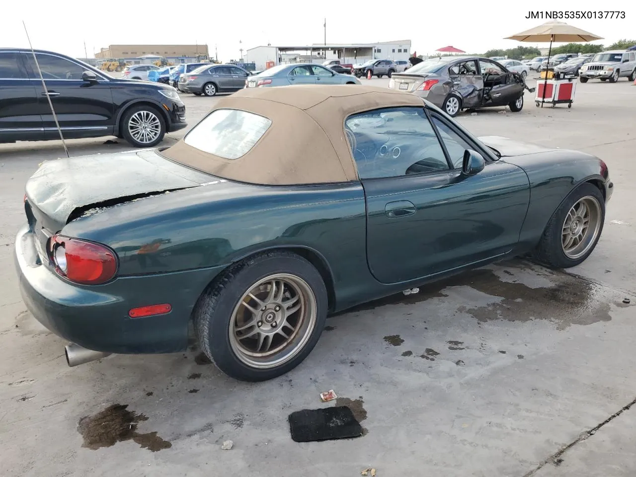 1999 Mazda Mx-5 Miata VIN: JM1NB3535X0137773 Lot: 70299174