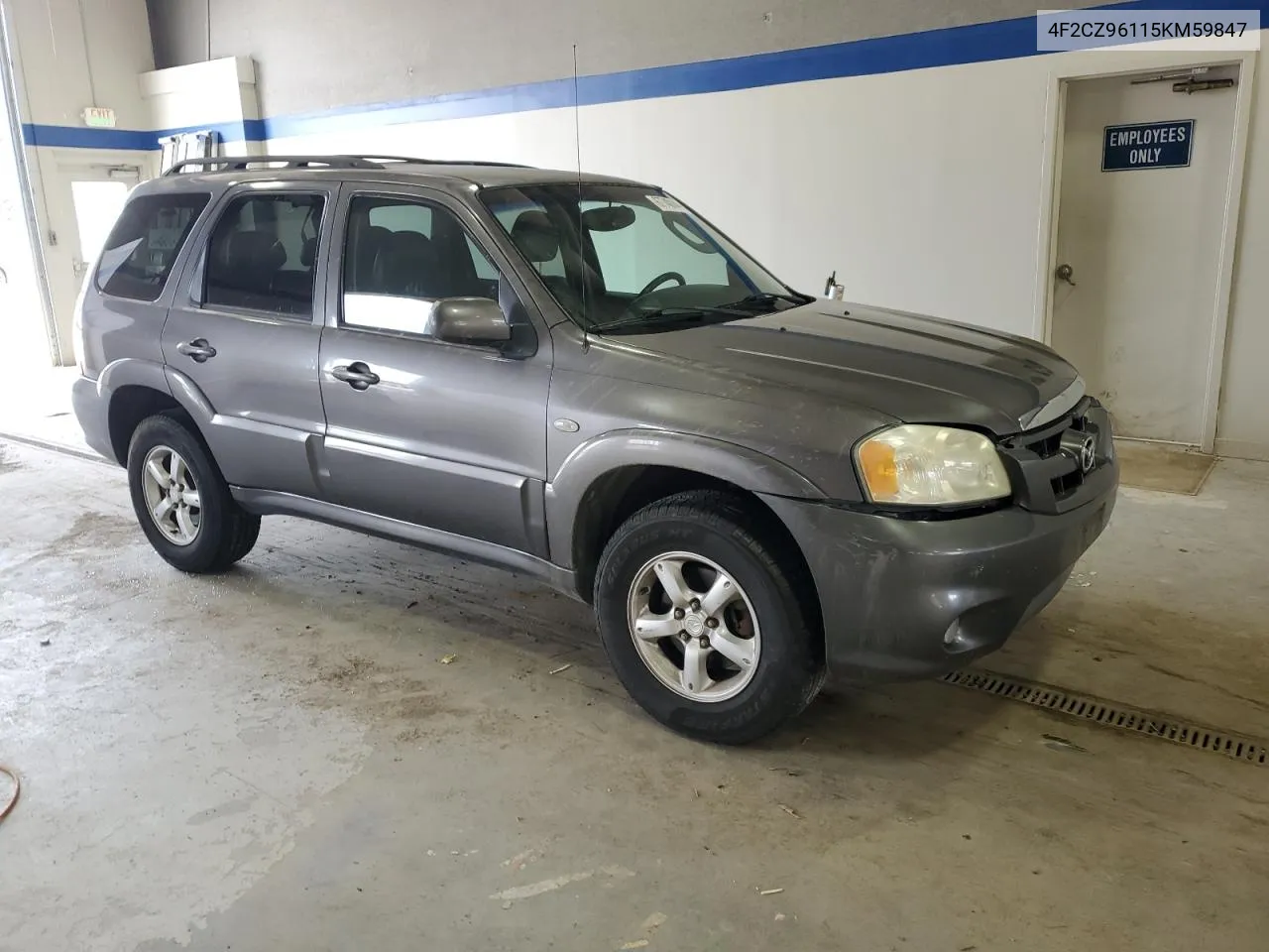 4F2CZ96115KM59847 2005 Mazda Tribute S