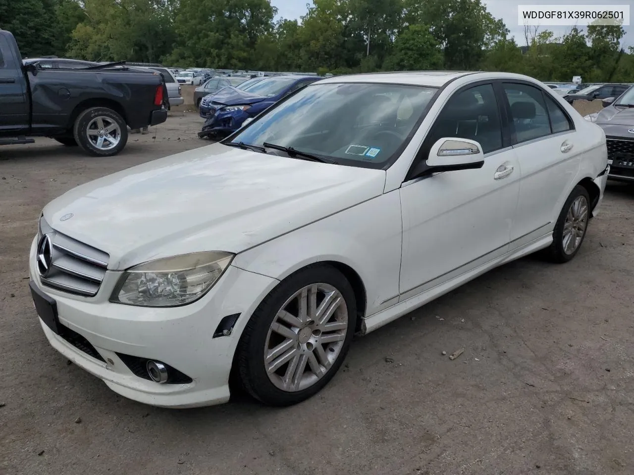 WDDGF81X39R062501 2009 Mercedes-Benz C 300 4Matic