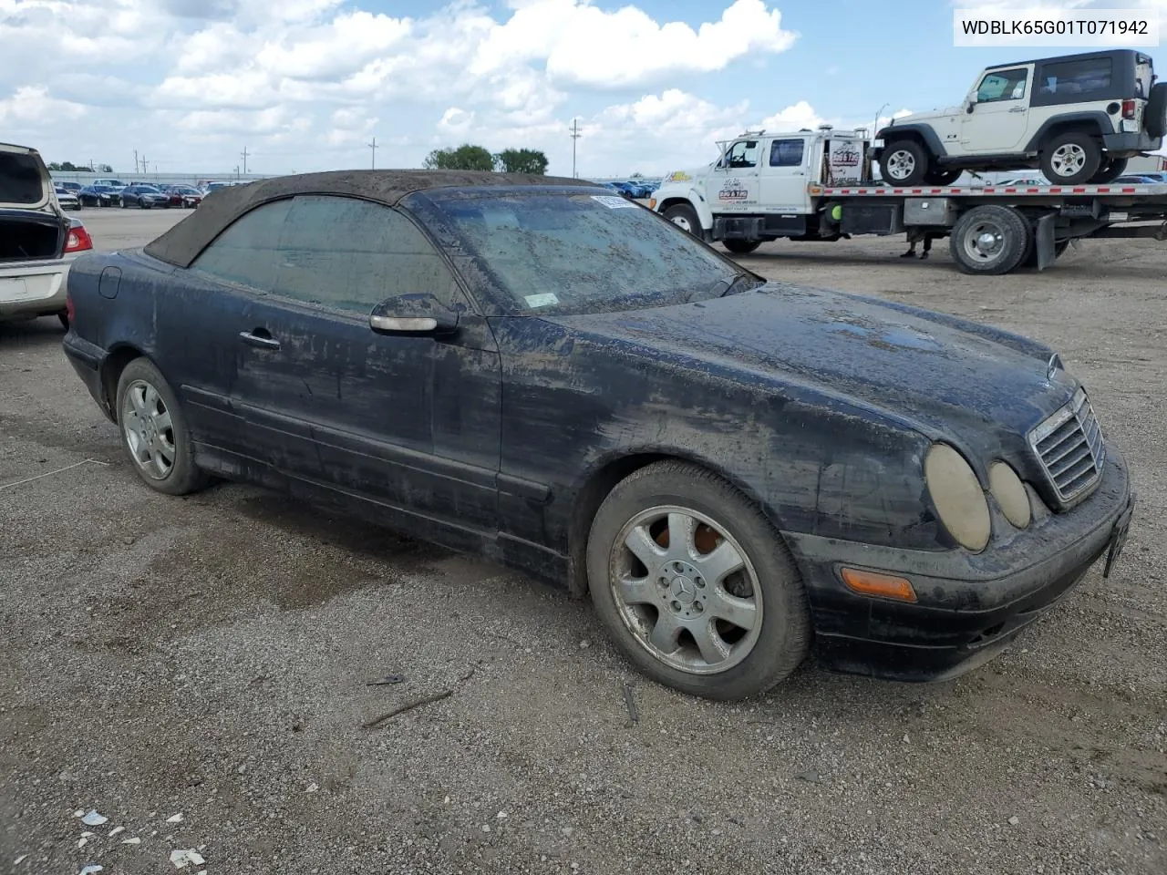 2001 Mercedes-Benz Clk 320 VIN: WDBLK65G01T071942 Lot: 62125944