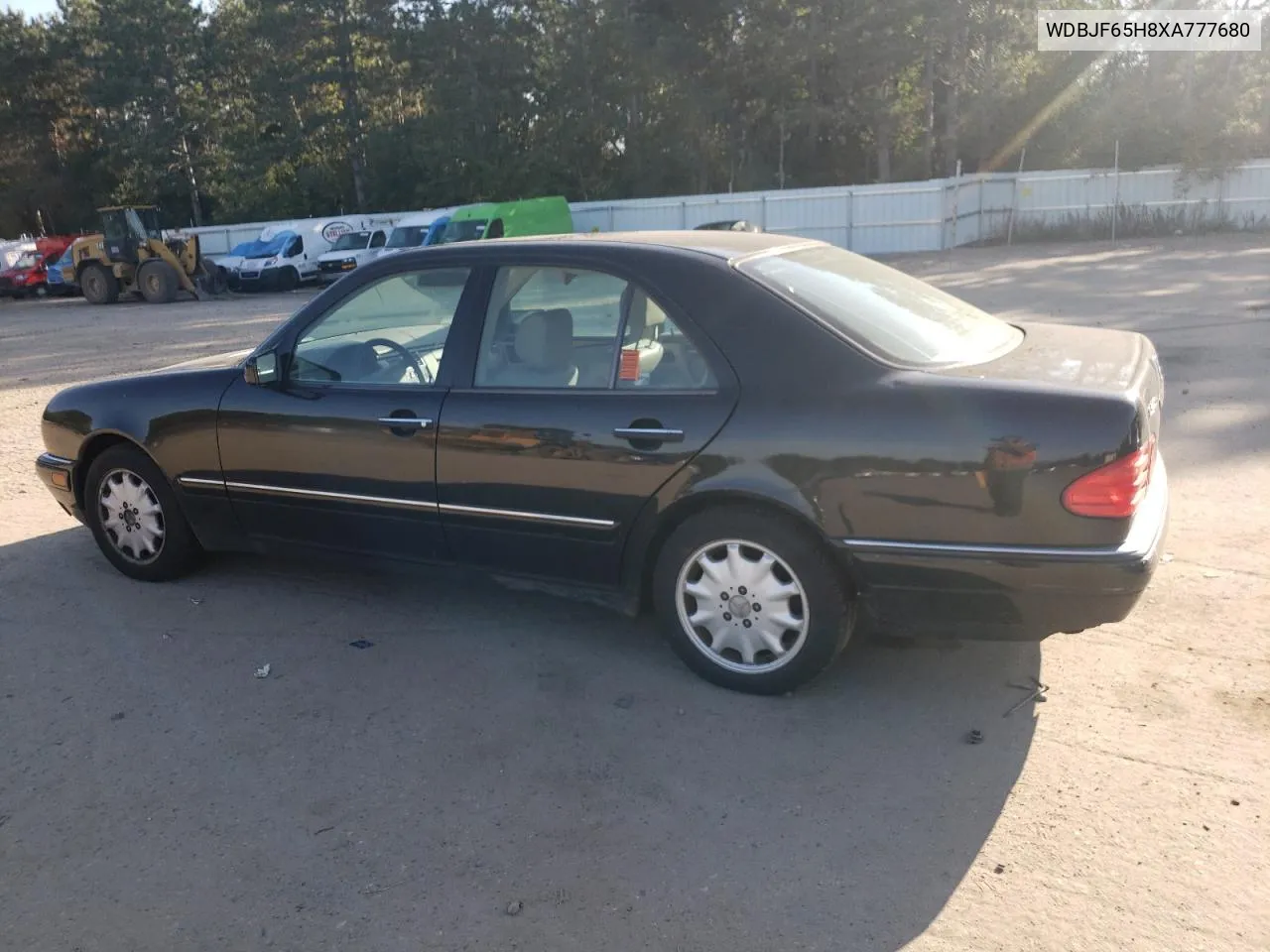 WDBJF65H8XA777680 1999 Mercedes-Benz E 320