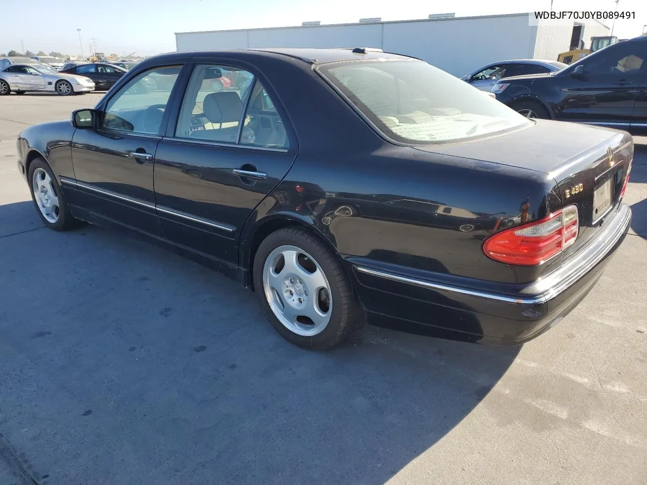 2000 Mercedes-Benz E 430 VIN: WDBJF70J0YB089491 Lot: 71040144