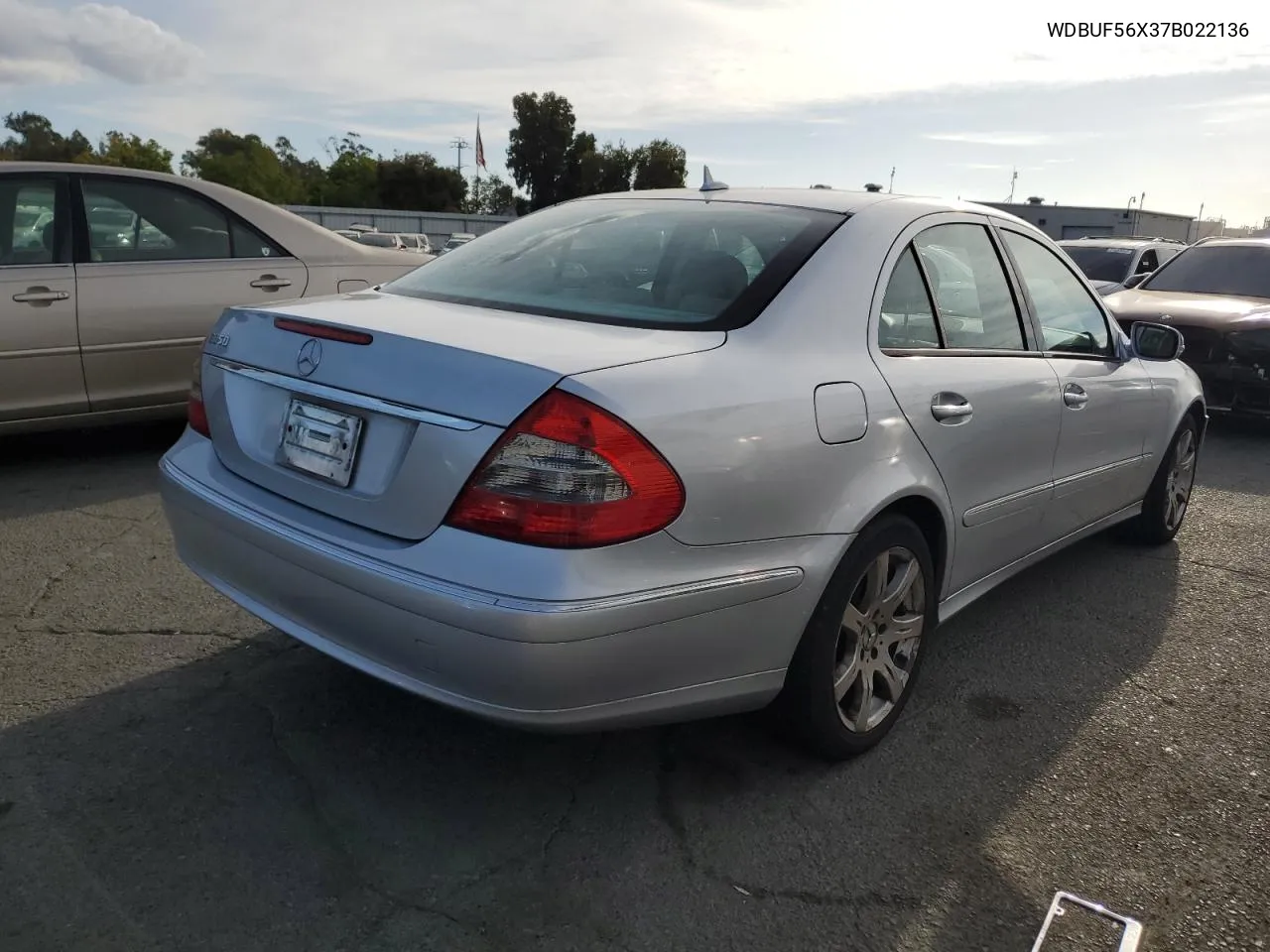 2007 Mercedes-Benz E 350 VIN: WDBUF56X37B022136 Lot: 71655724