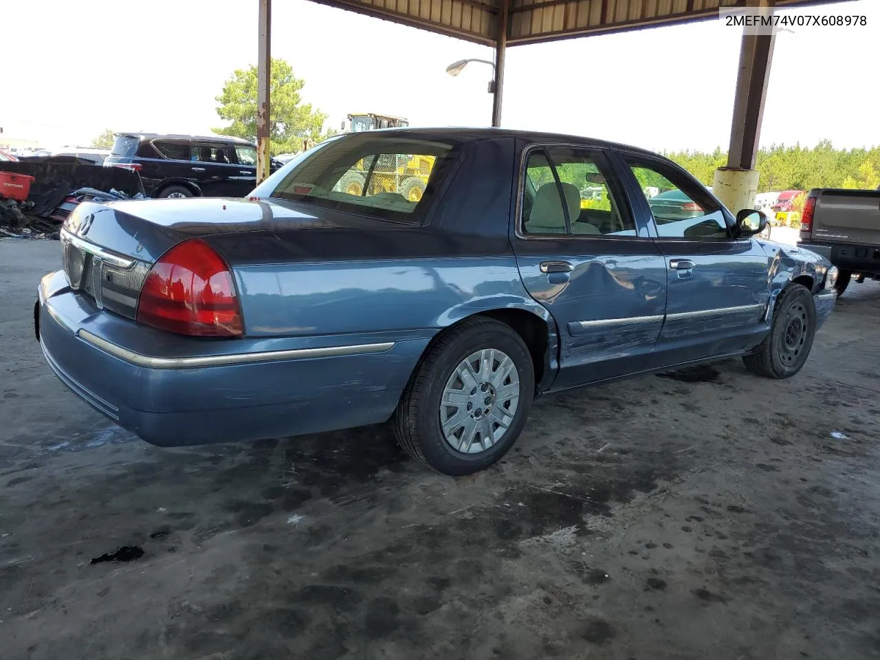 2007 Mercury Grand Marquis Gs VIN: 2MEFM74V07X608978 Lot: 58209564