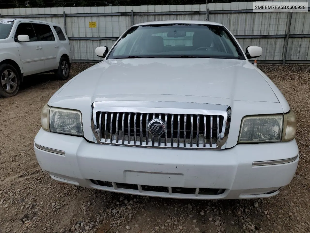 2011 Mercury Grand Marquis Ls VIN: 2MEBM7FV5BX606938 Lot: 68364374