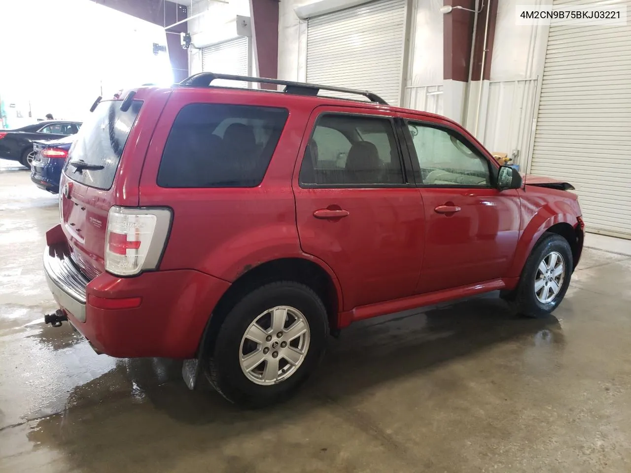 2011 Mercury Mariner VIN: 4M2CN9B75BKJ03221 Lot: 69236104