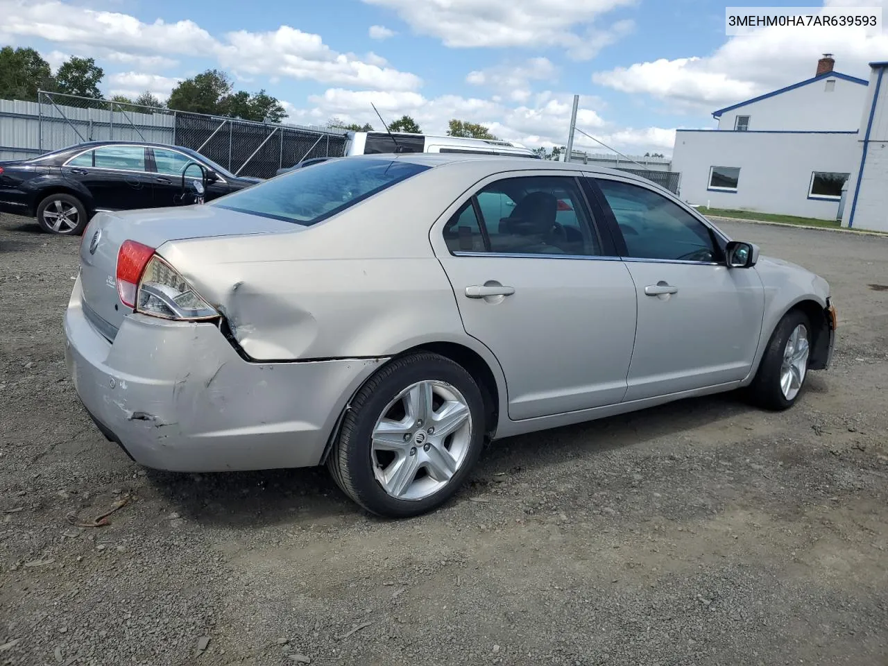 2010 Mercury Milan VIN: 3MEHM0HA7AR639593 Lot: 70118684