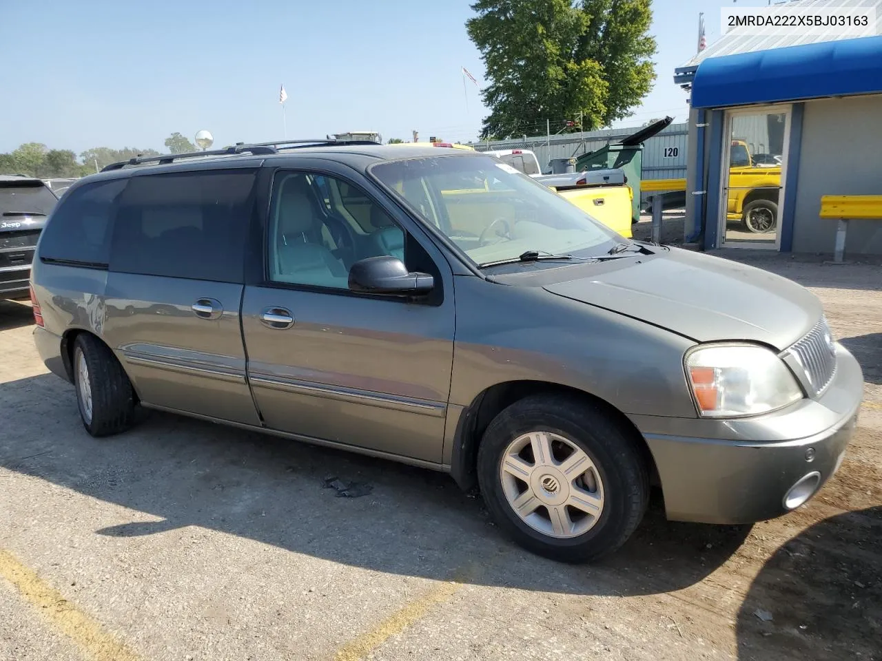 2005 Mercury Monterey Luxury VIN: 2MRDA222X5BJ03163 Lot: 71434604