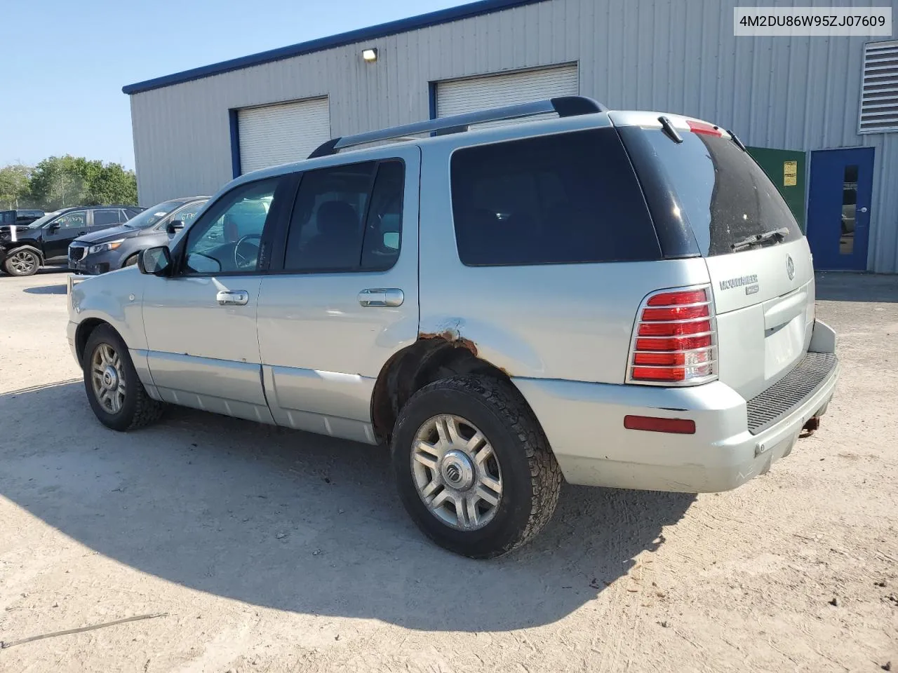 4M2DU86W95ZJ07609 2005 Mercury Mountaineer