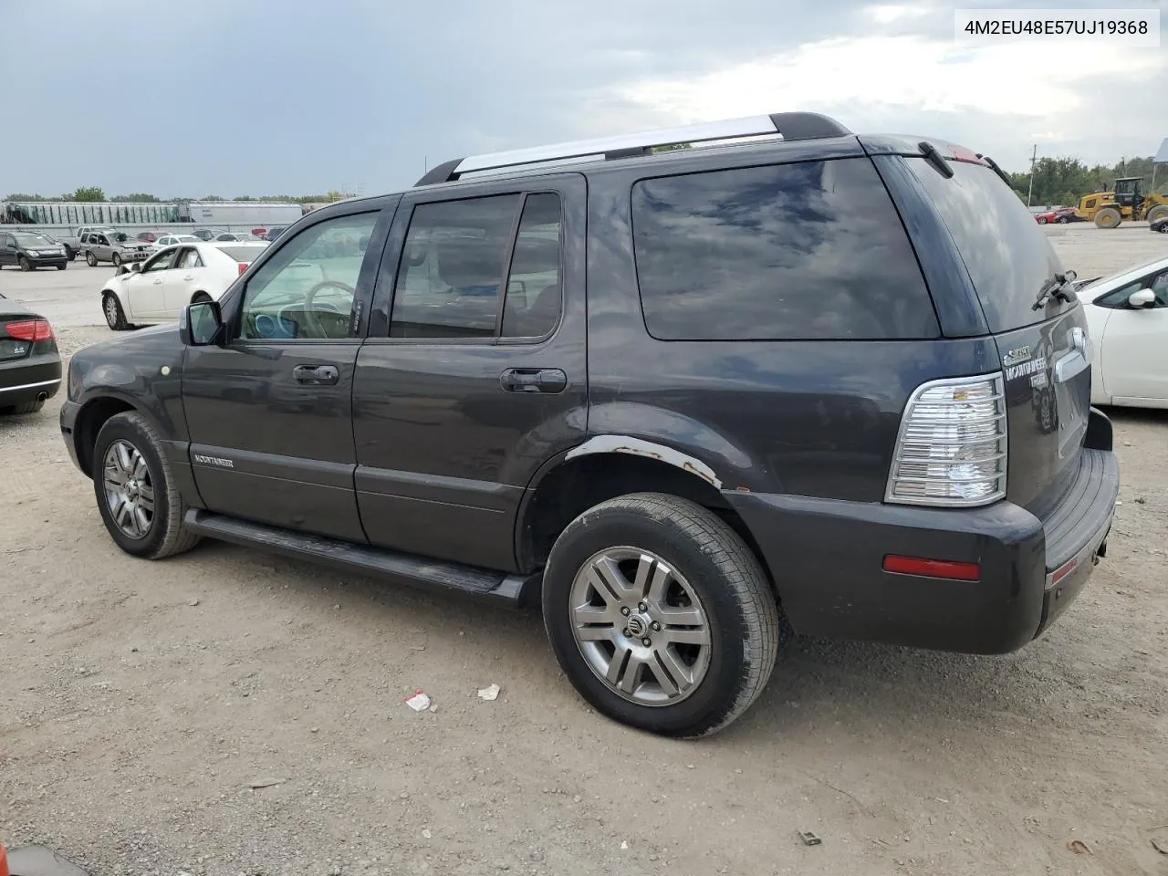 4M2EU48E57UJ19368 2007 Mercury Mountaineer Premier