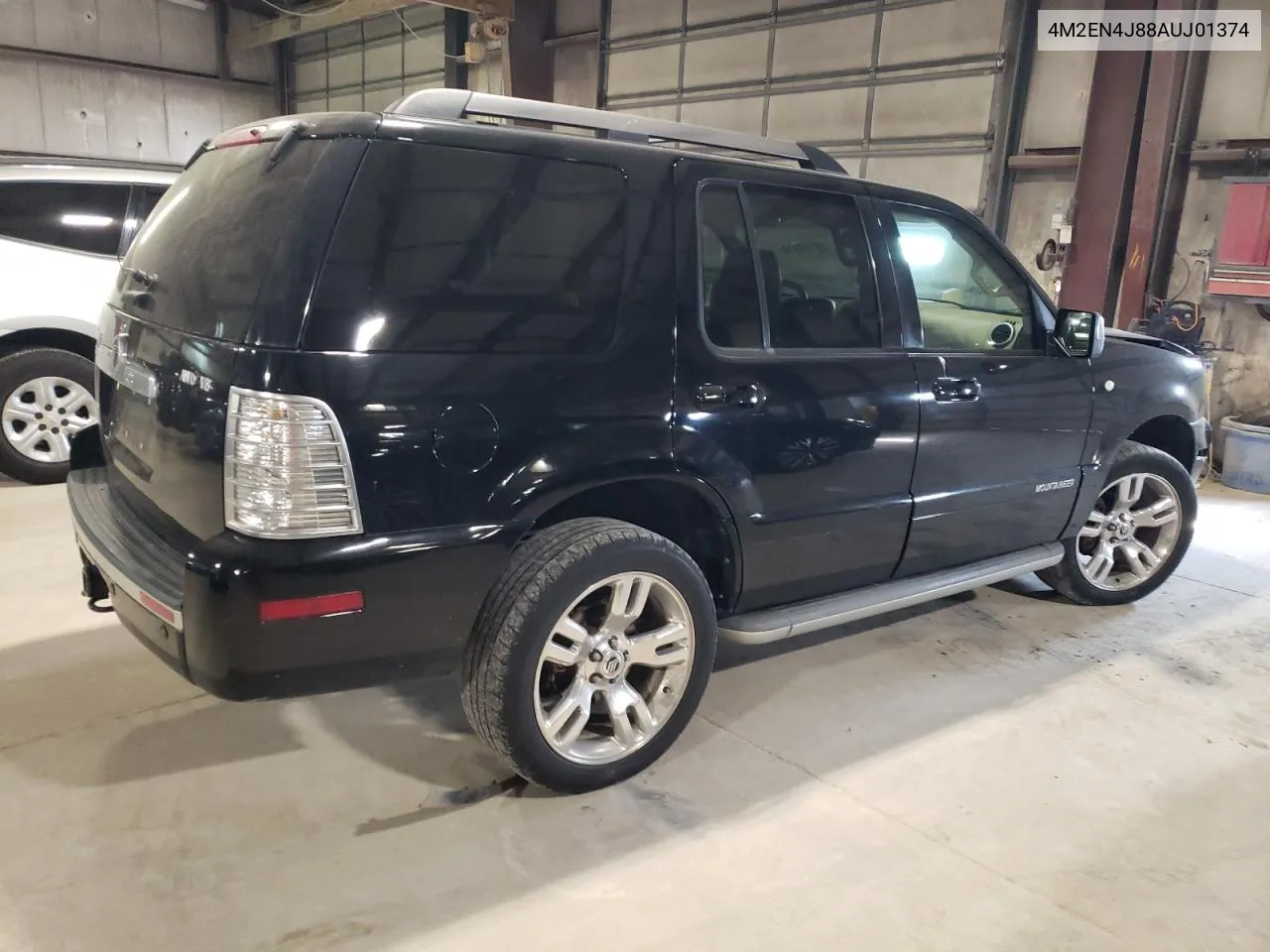 4M2EN4J88AUJ01374 2010 Mercury Mountaineer Premier