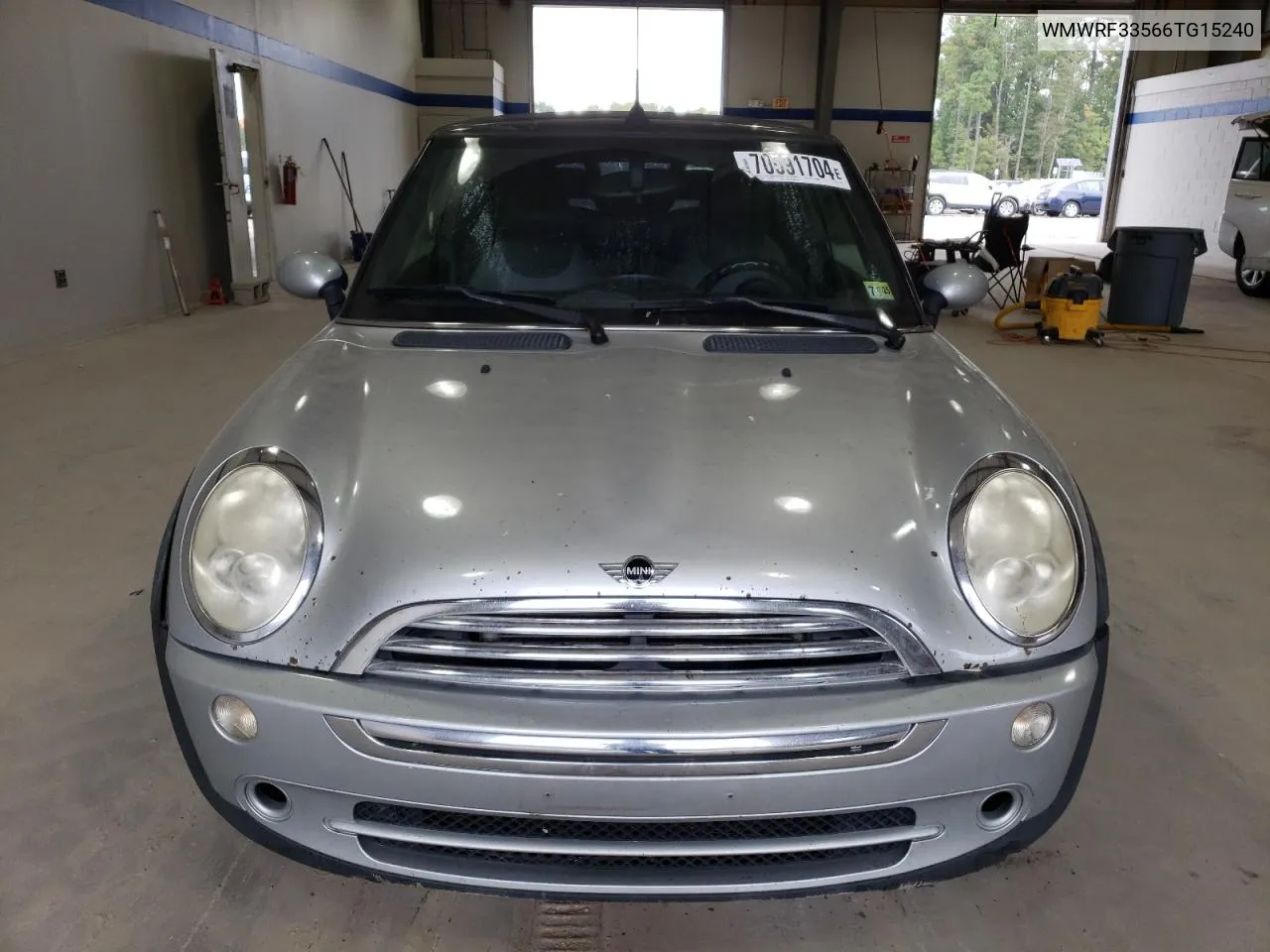 2006 Mini Cooper VIN: WMWRF33566TG15240 Lot: 70591704