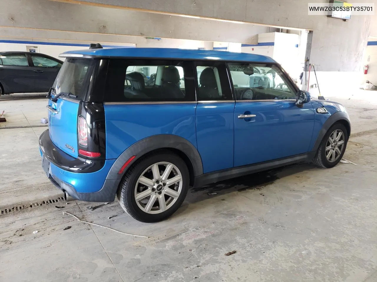 WMWZG3C53BTY35701 2011 Mini Cooper S Clubman