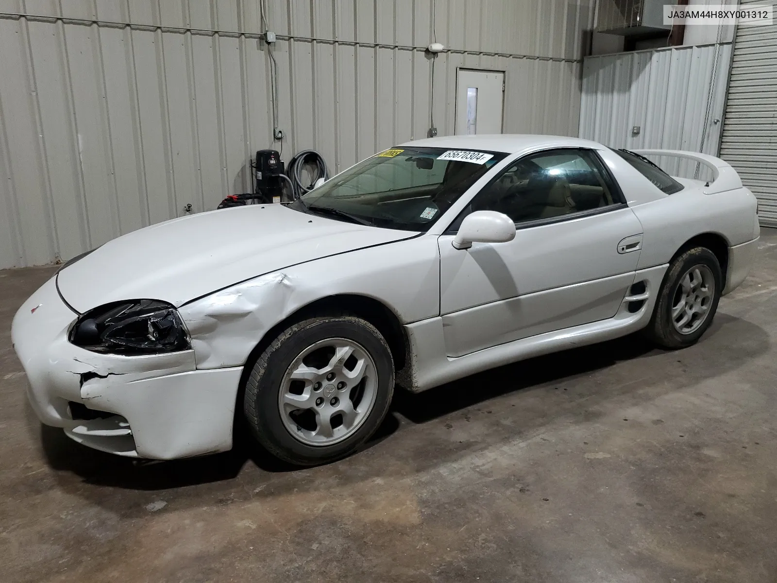 1999 Mitsubishi 3000 Gt VIN: JA3AM44H8XY001312 Lot: 65670304