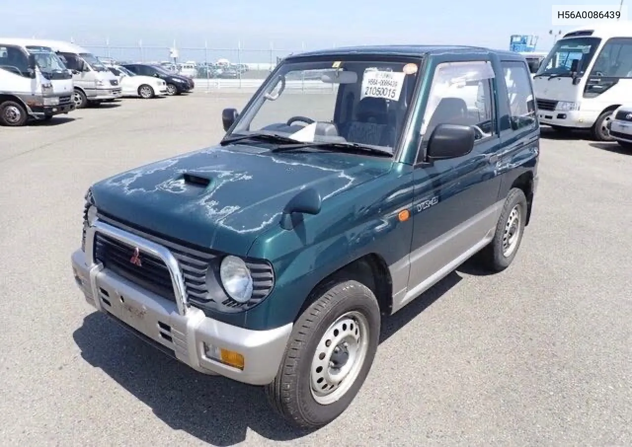 H56A0086439 1995 Mitsubishi Pajero