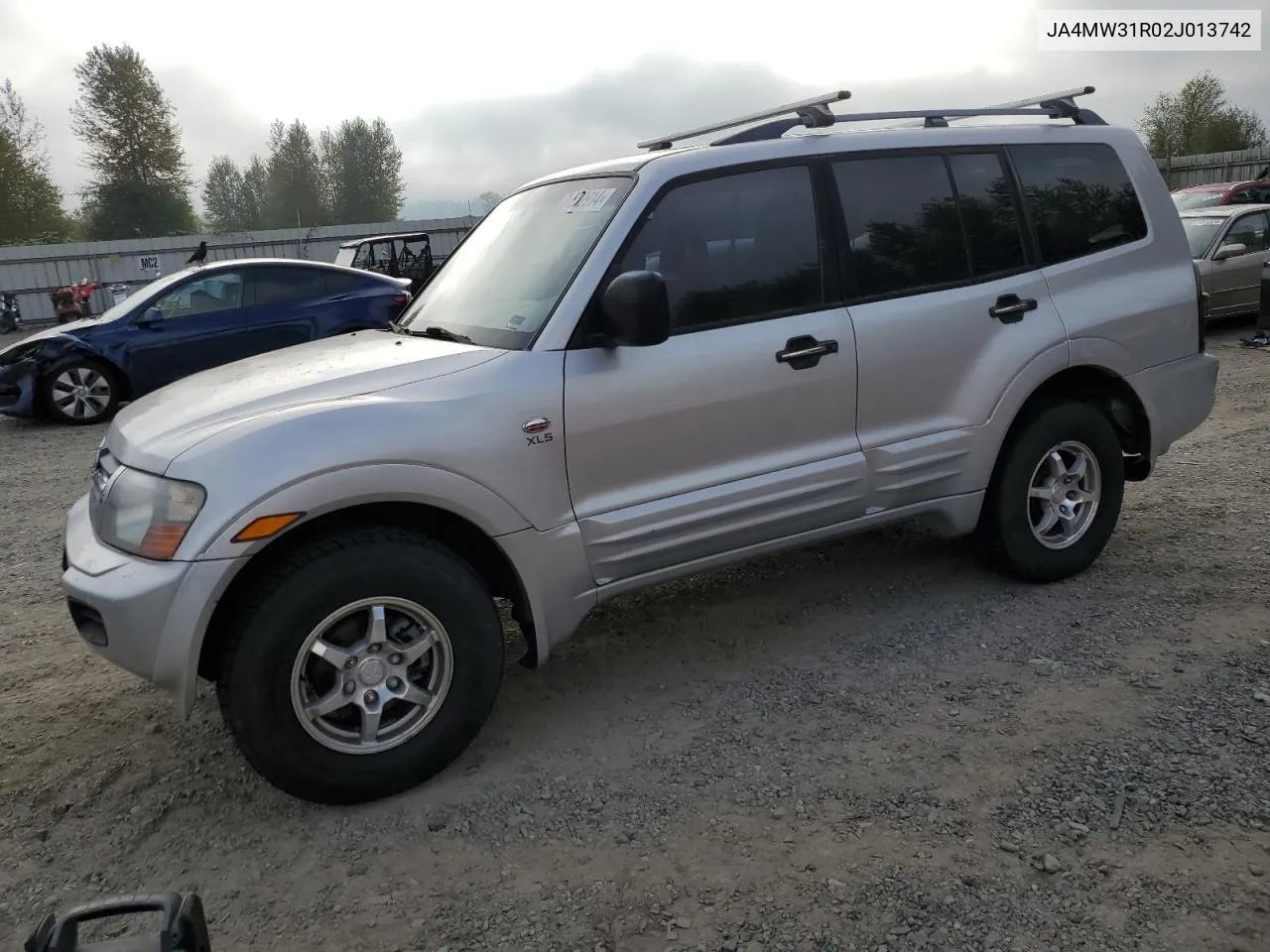 2002 Mitsubishi Montero Xls VIN: JA4MW31R02J013742 Lot: 71502914