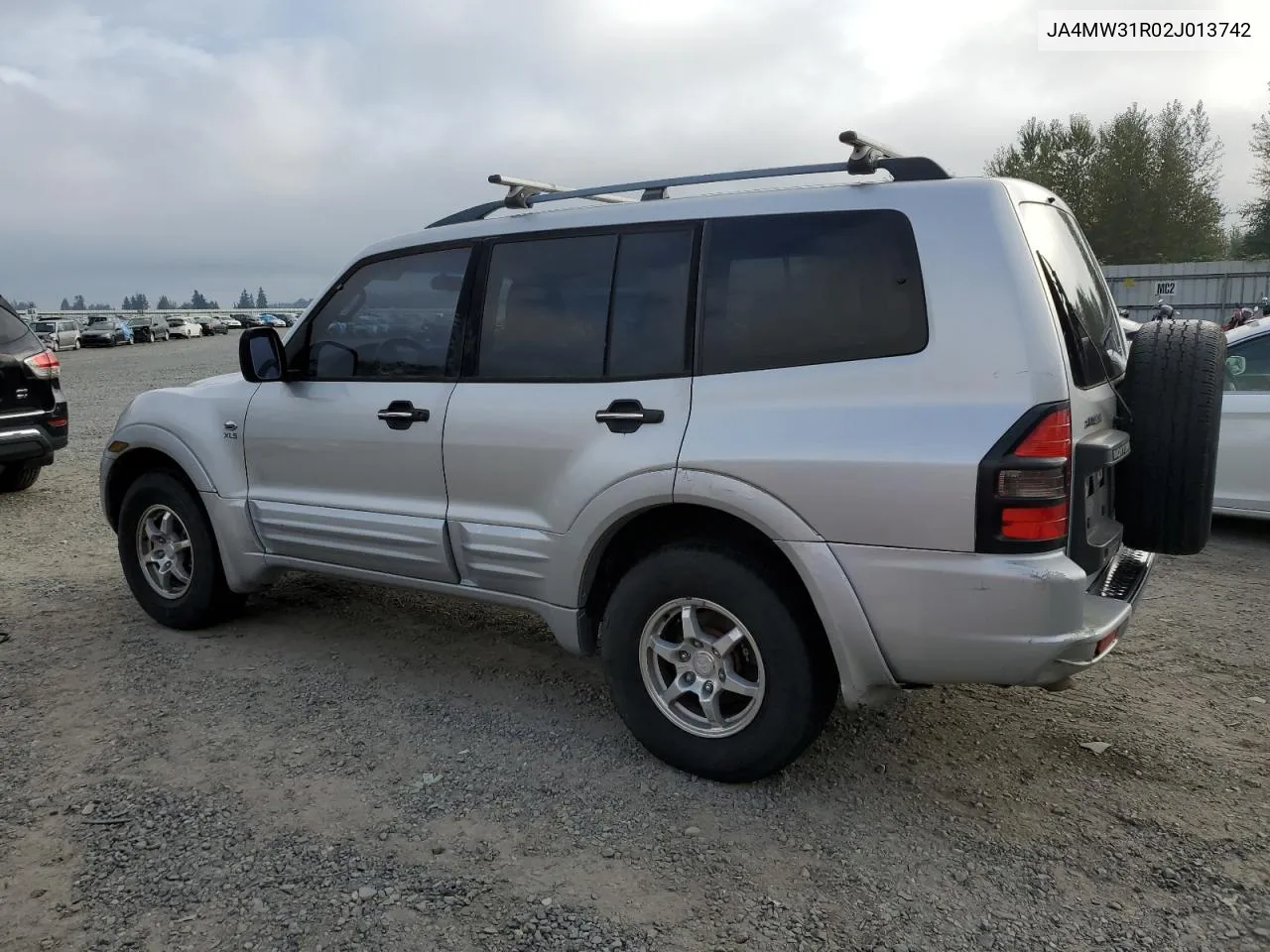 JA4MW31R02J013742 2002 Mitsubishi Montero Xls