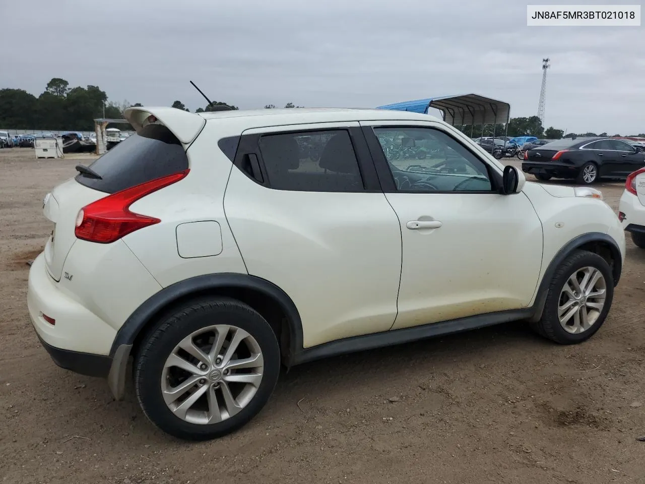 2011 Nissan Juke S VIN: JN8AF5MR3BT021018 Lot: 70640364