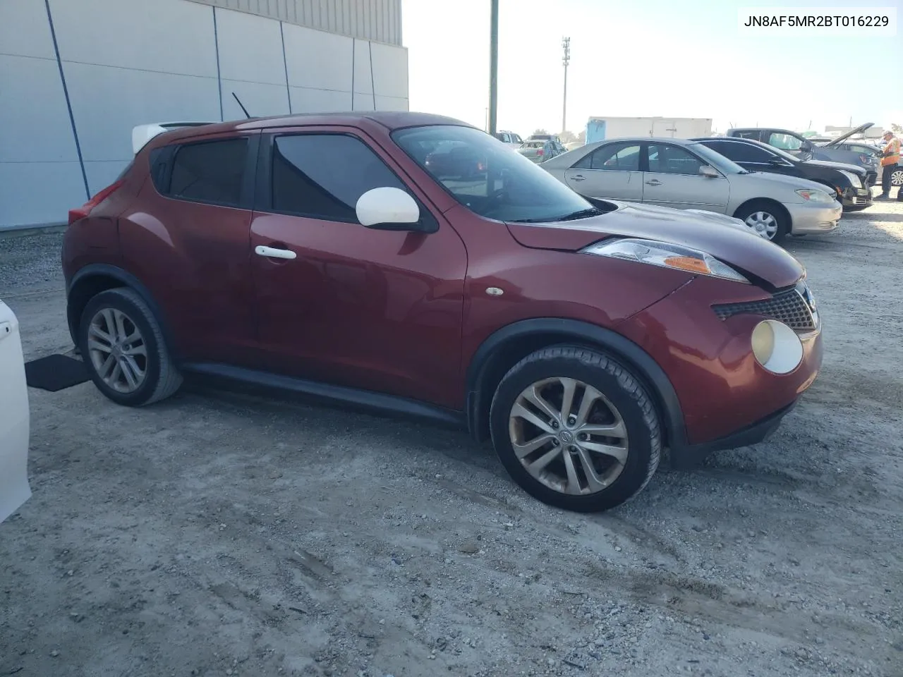 2011 Nissan Juke S VIN: JN8AF5MR2BT016229 Lot: 72165234