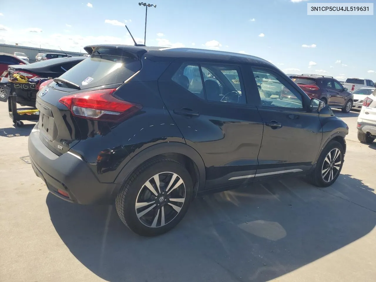 2018 Nissan Kicks S VIN: 3N1CP5CU4JL519631 Lot: 71918304