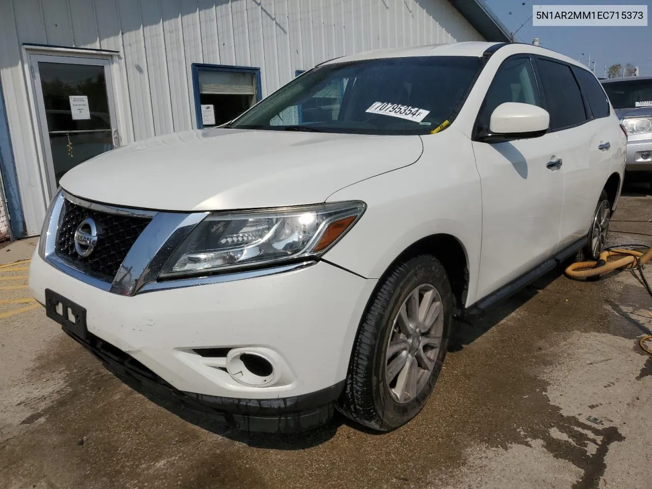 2014 Nissan Pathfinder S VIN: 5N1AR2MM1EC715373 Lot: 70795354