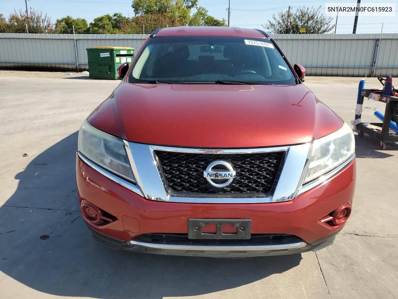 2015 Nissan Pathfinder S VIN: 5N1AR2MN0FC615923 Lot: 70751444