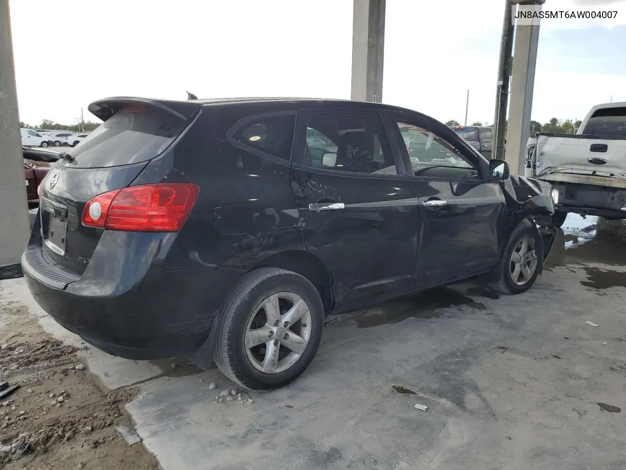 2010 Nissan Rogue S VIN: JN8AS5MT6AW004007 Lot: 67548394