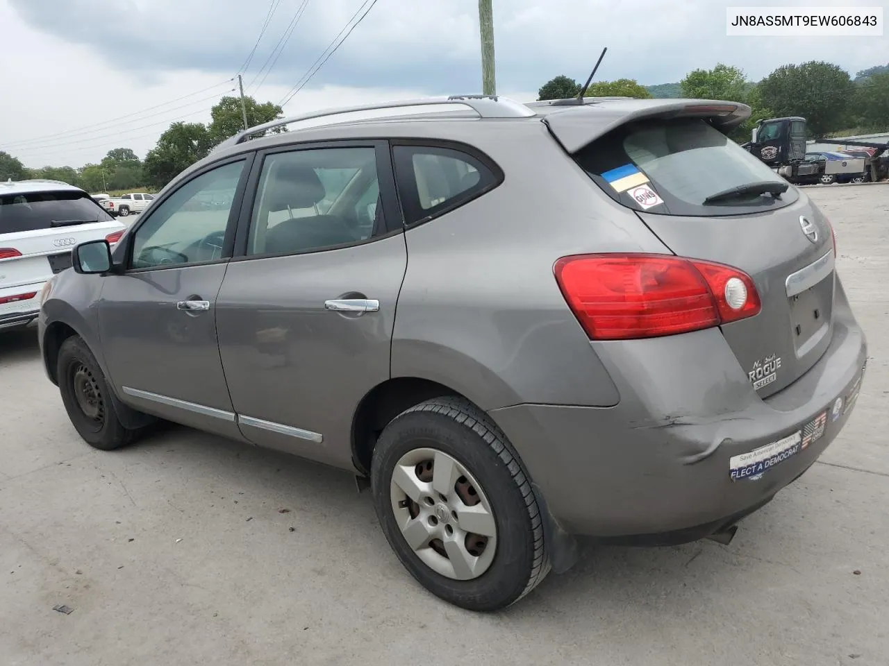 2014 Nissan Rogue Select S VIN: JN8AS5MT9EW606843 Lot: 64810334